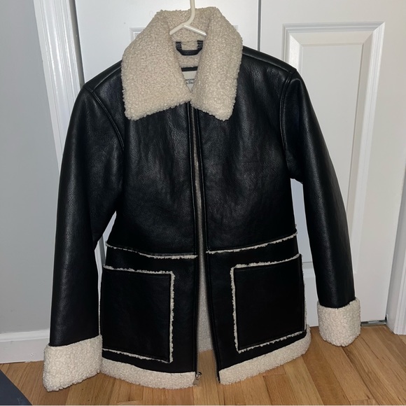 Abercrombie & Fitch Jackets & Blazers - Abercrombie & Fitch Black and Cream Leather Jacket